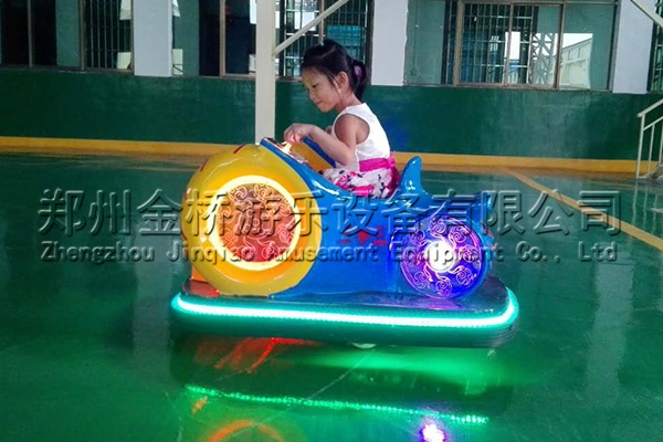 蝸牛電瓶車