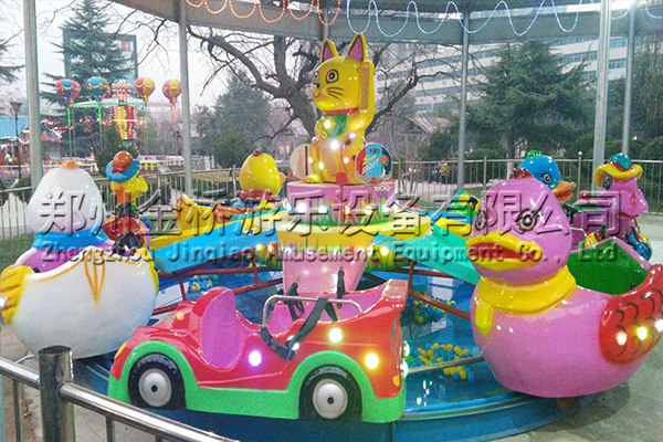 招財(cái)貓水陸戰(zhàn)車